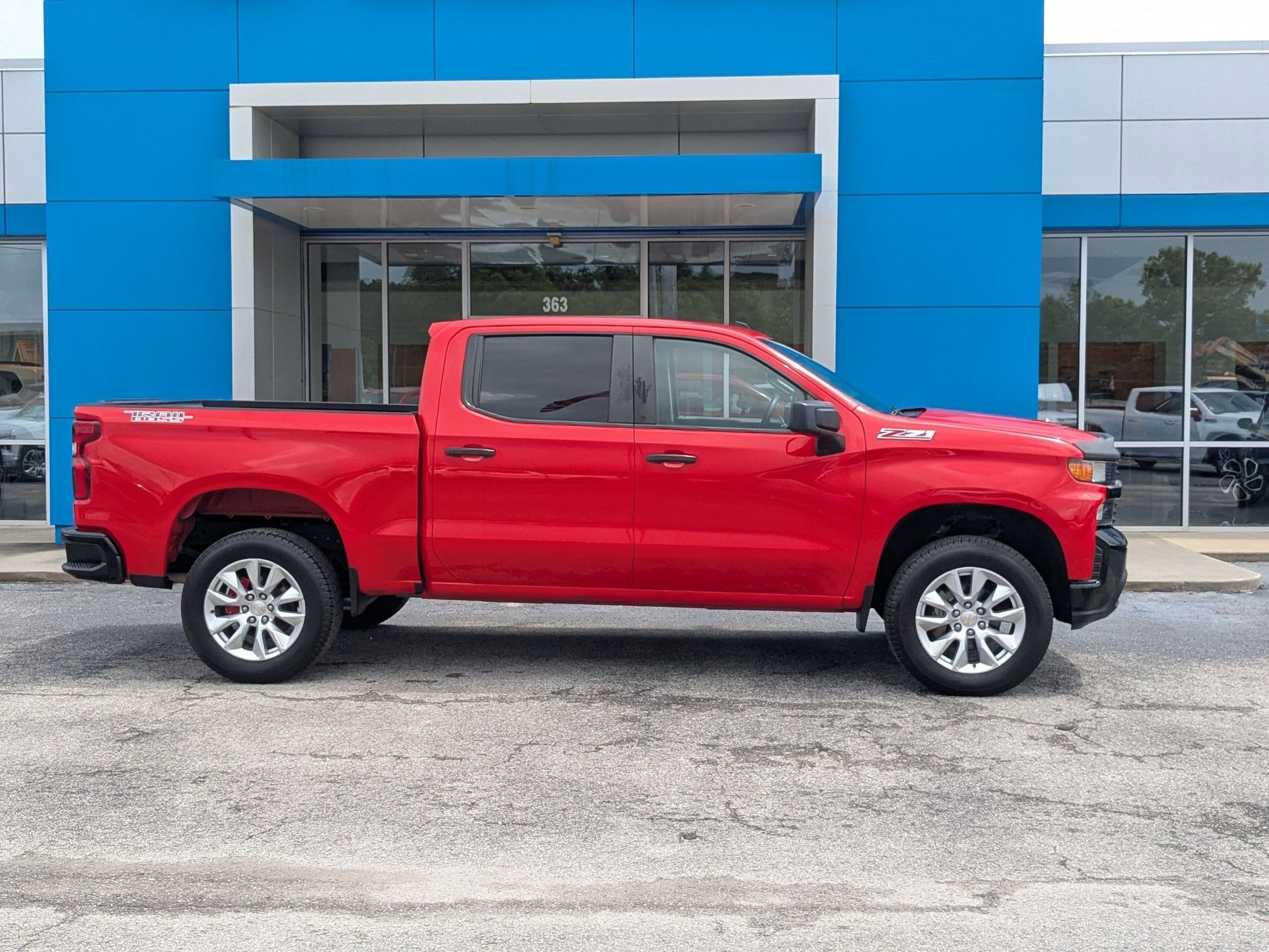 Used 2020 Chevrolet Silverado 1500 Custom with VIN 3GCPYCEF5LG351041 for sale in Whiteville, NC