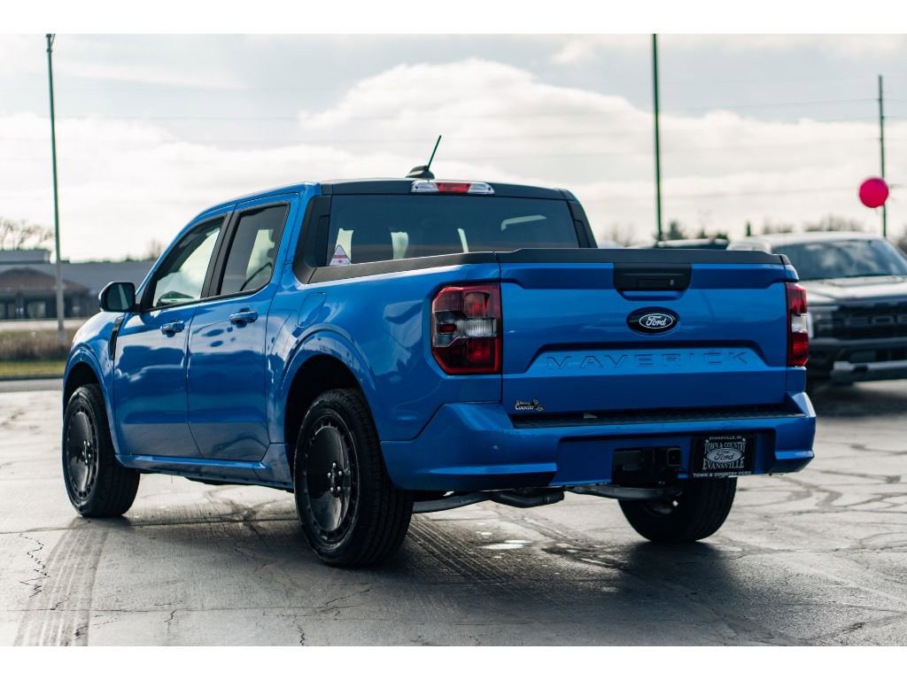 New 2026 Ford Maverick Lobo Standard Truck SuperCrew