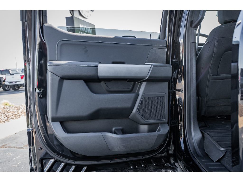 2025 Ford F-150 XLT - Photo 22