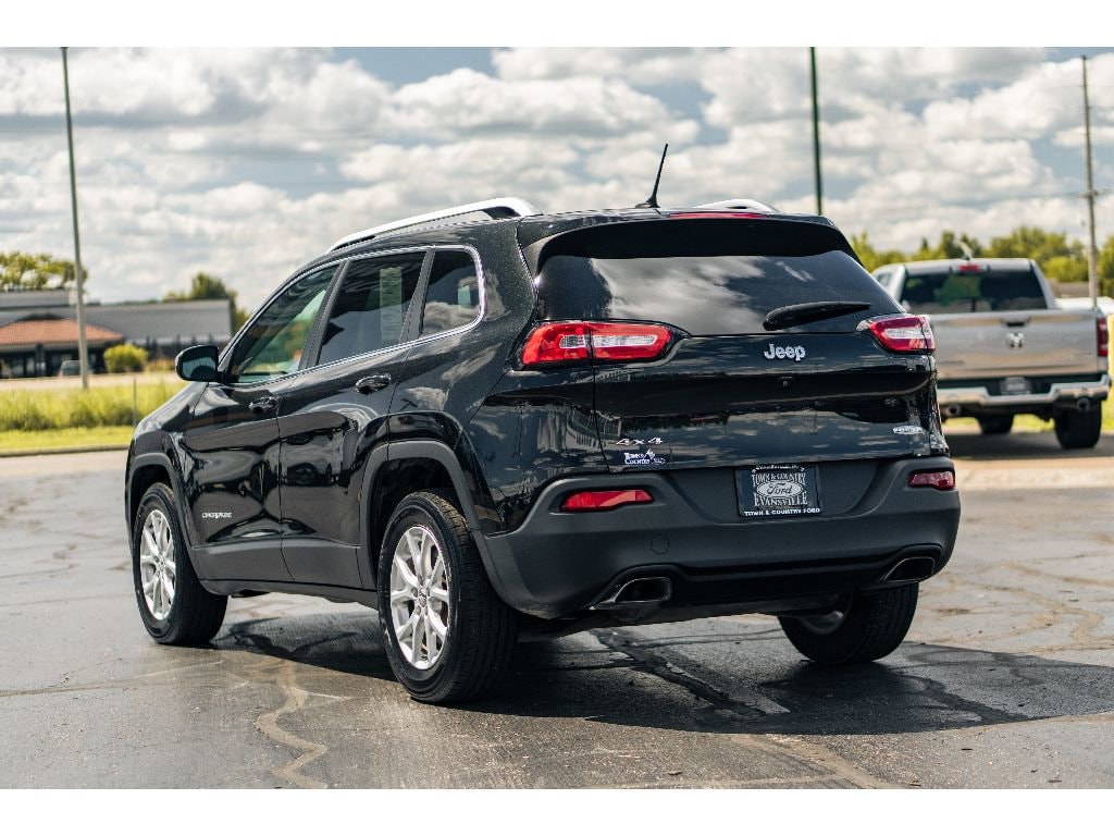 Used 2015 Jeep Cherokee Latitude 4x4 SUV