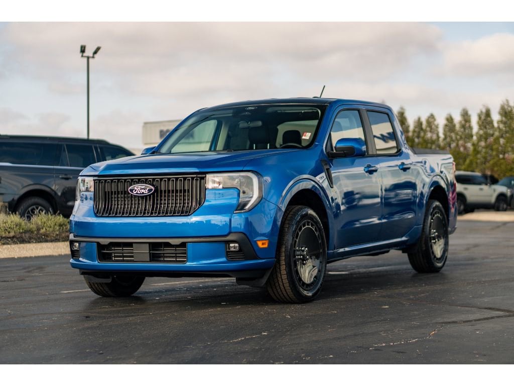 New 2026 Ford Maverick Lobo Standard Truck SuperCrew