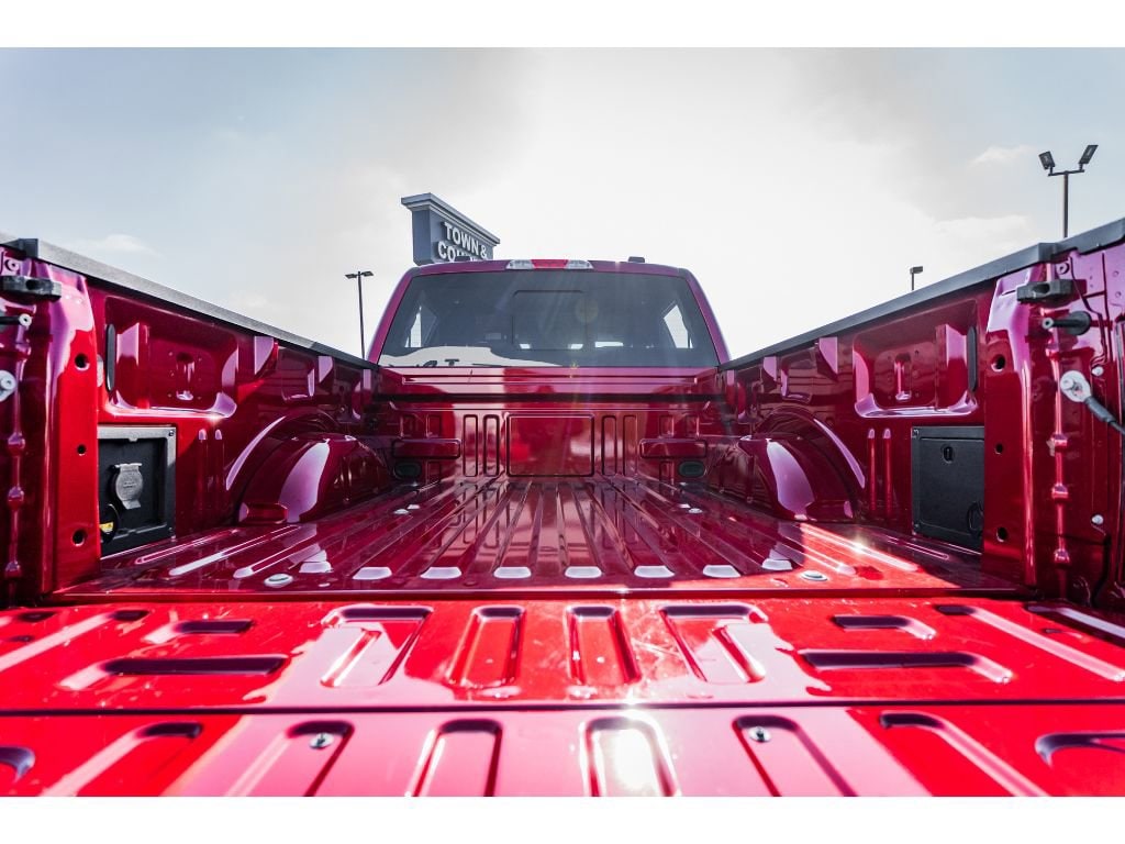 2025 Ford F-150 XLT - Photo 29