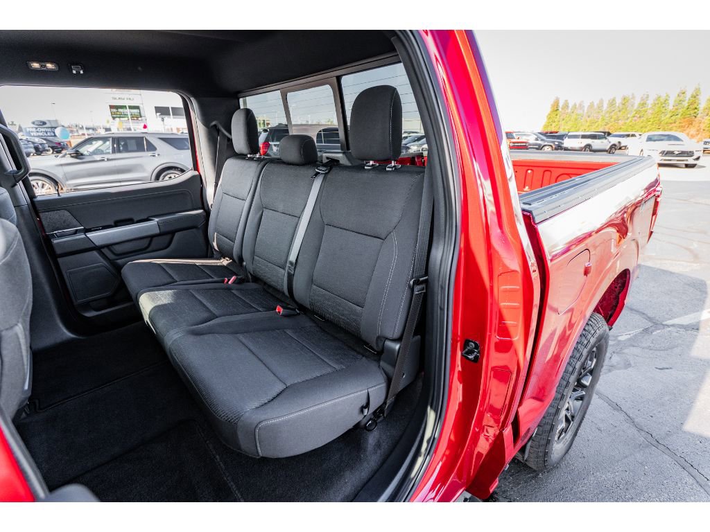 2025 Ford F-150 XLT - Photo 23