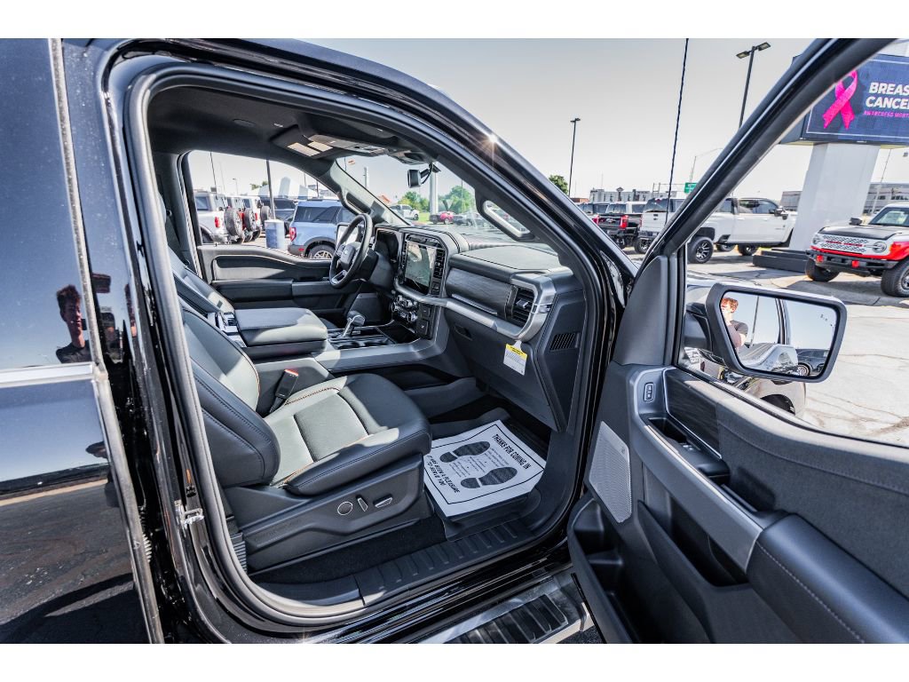 2025 Ford F-150 Lariat - Photo 21