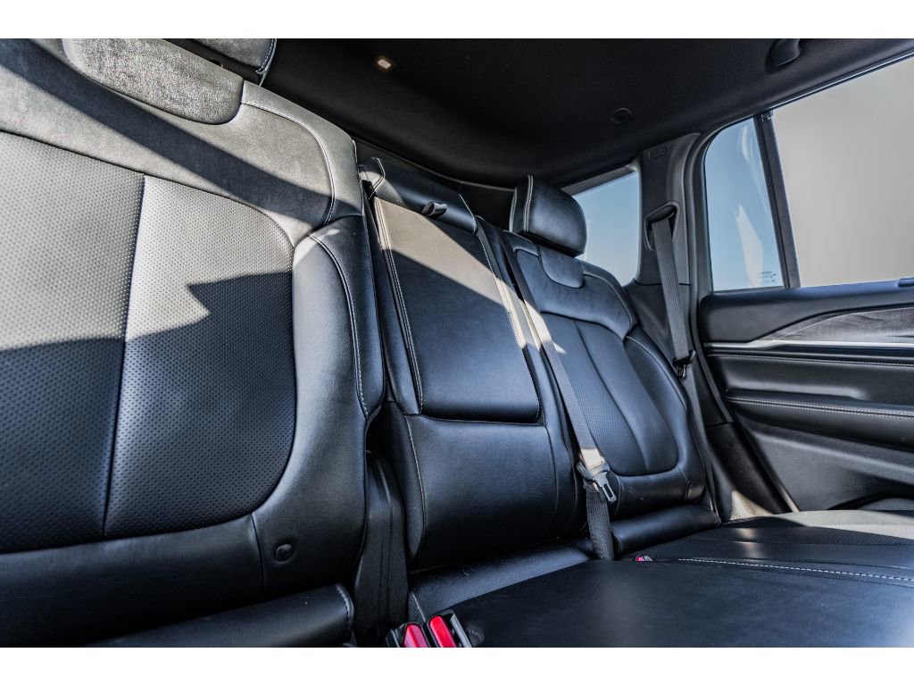 2023 Jeep Grand Cherokee Overland - Photo 27