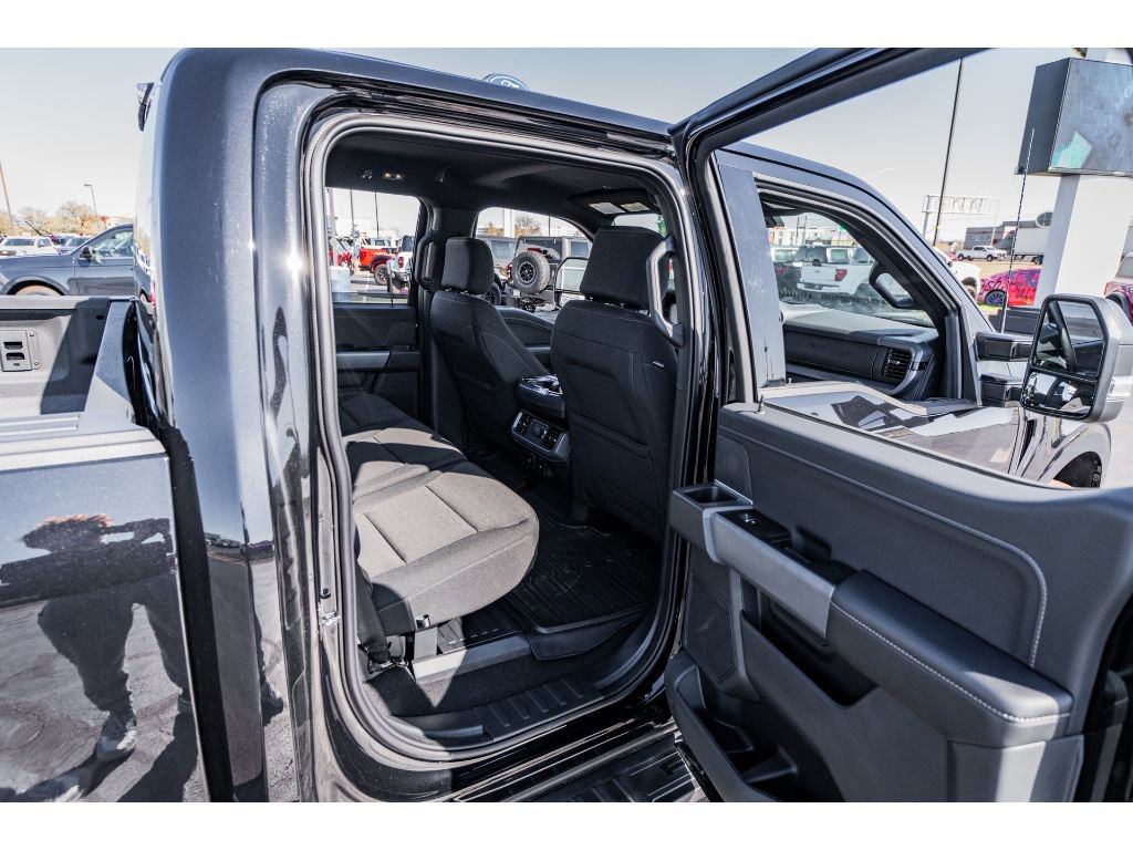2025 Ford F-150 XLT - Photo 26