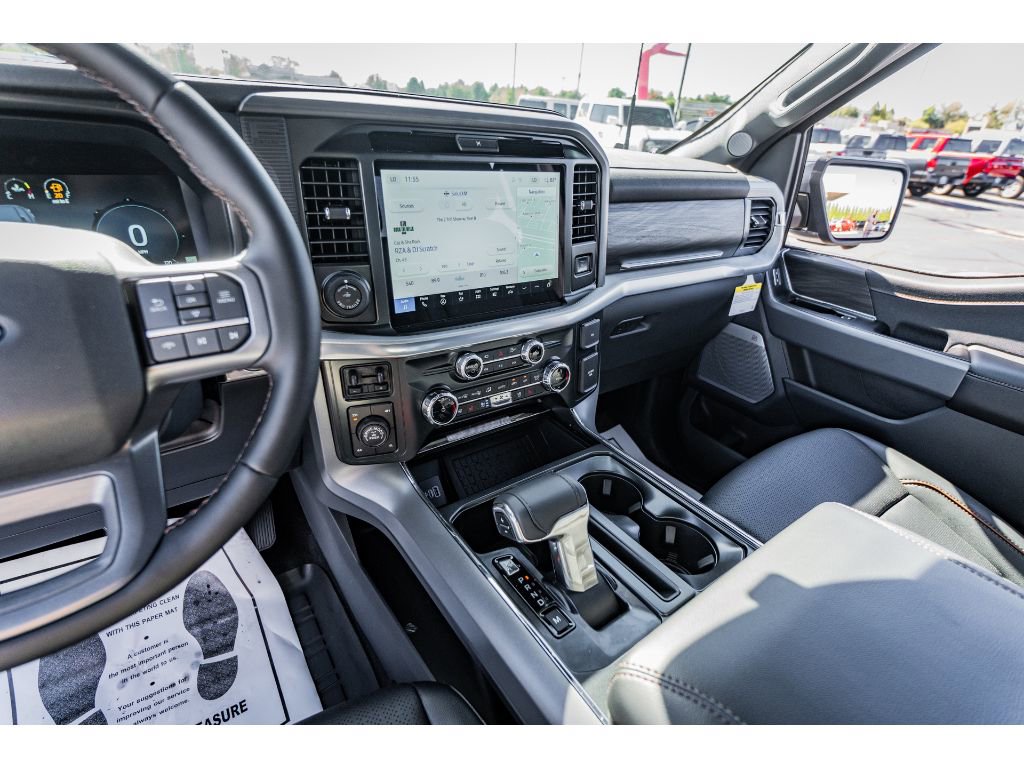2025 Ford F-150 Lariat - Photo 15