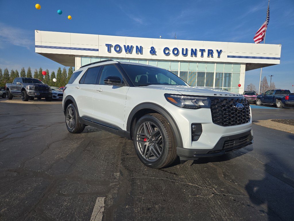 2026 Ford Explorer ST's photo