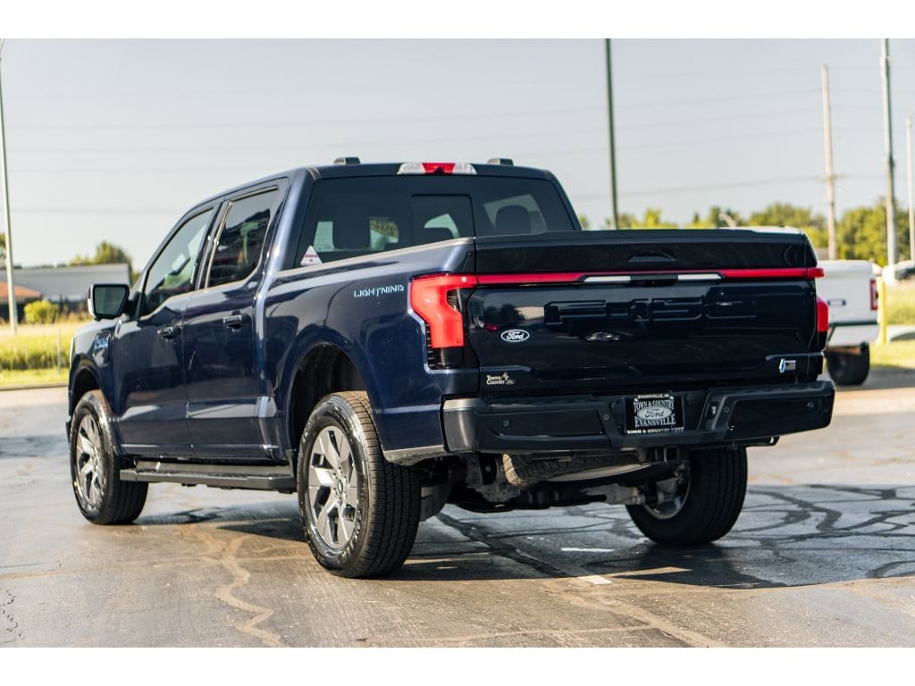 New 2025 Ford F-150 Lightning Lariat Truck SuperCrew Cab