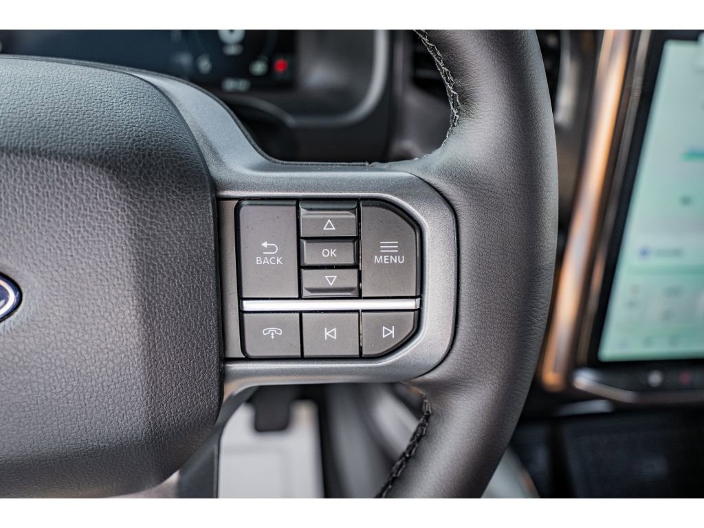 2025 Ford F-150 Lightning Lariat - Photo 12