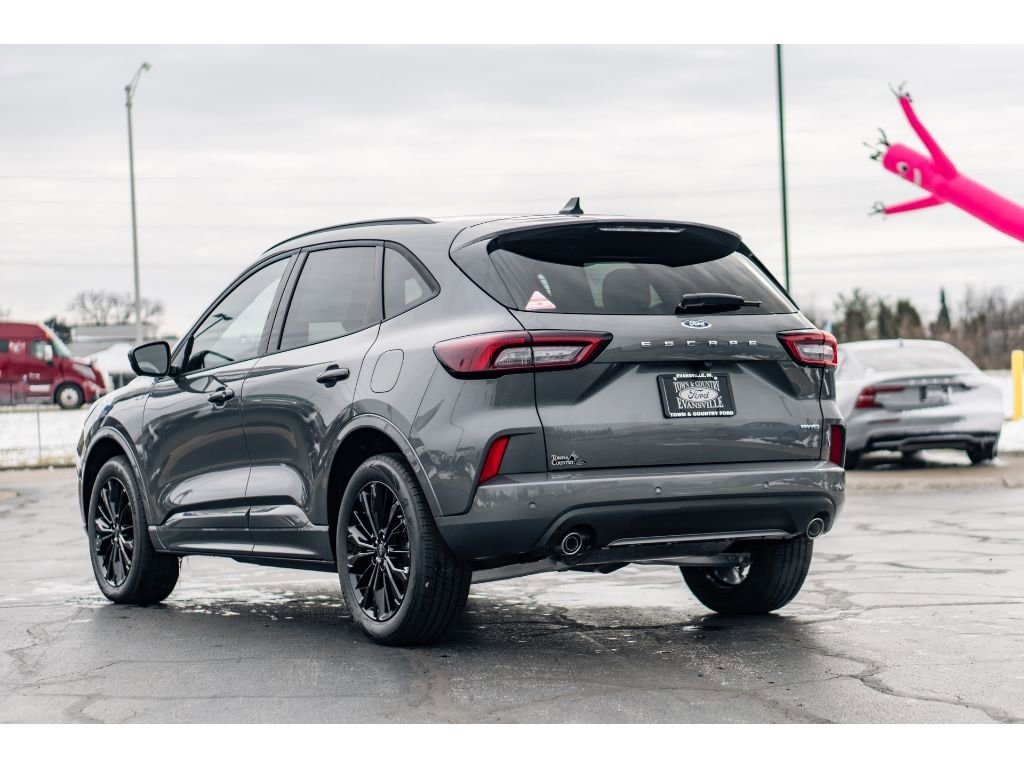 New 2025 Ford Escape ST-Line Elite SUV