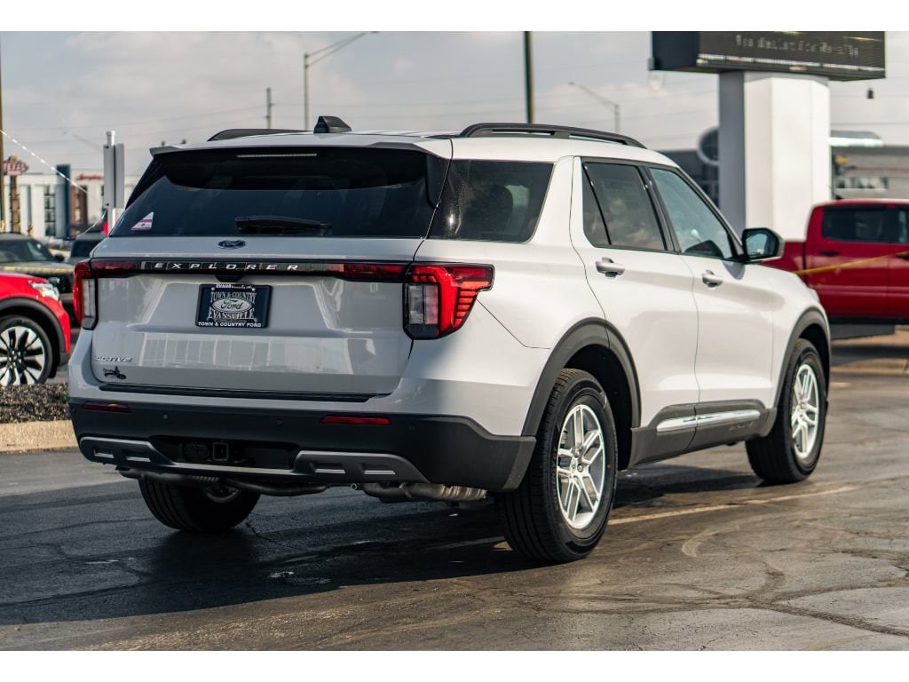 New 2025 Ford Explorer Active SUV