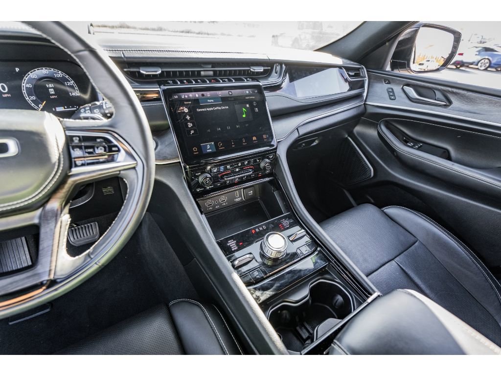 2023 Jeep Grand Cherokee Overland - Photo 15