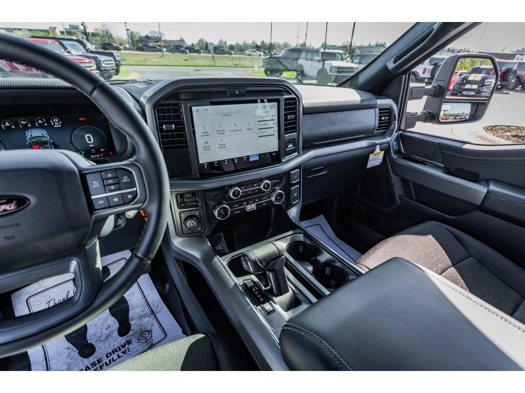 2025 Ford F-150 XLT - Photo 15