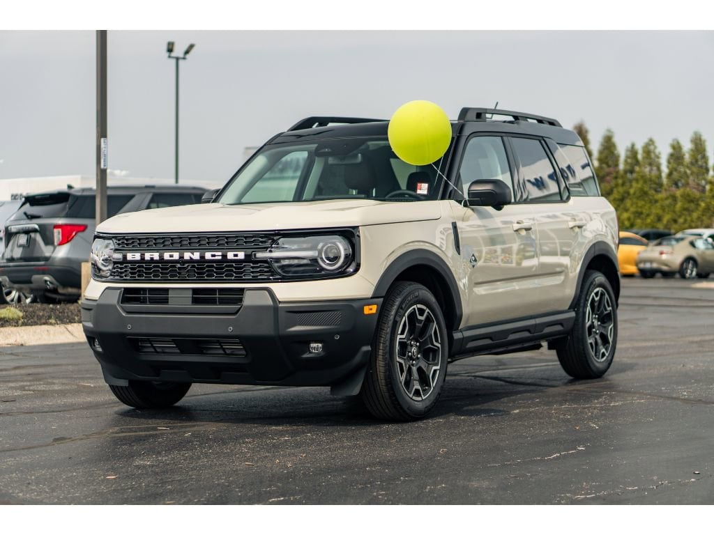 2025 Ford Bronco Sport Outer Banks - Photo 2