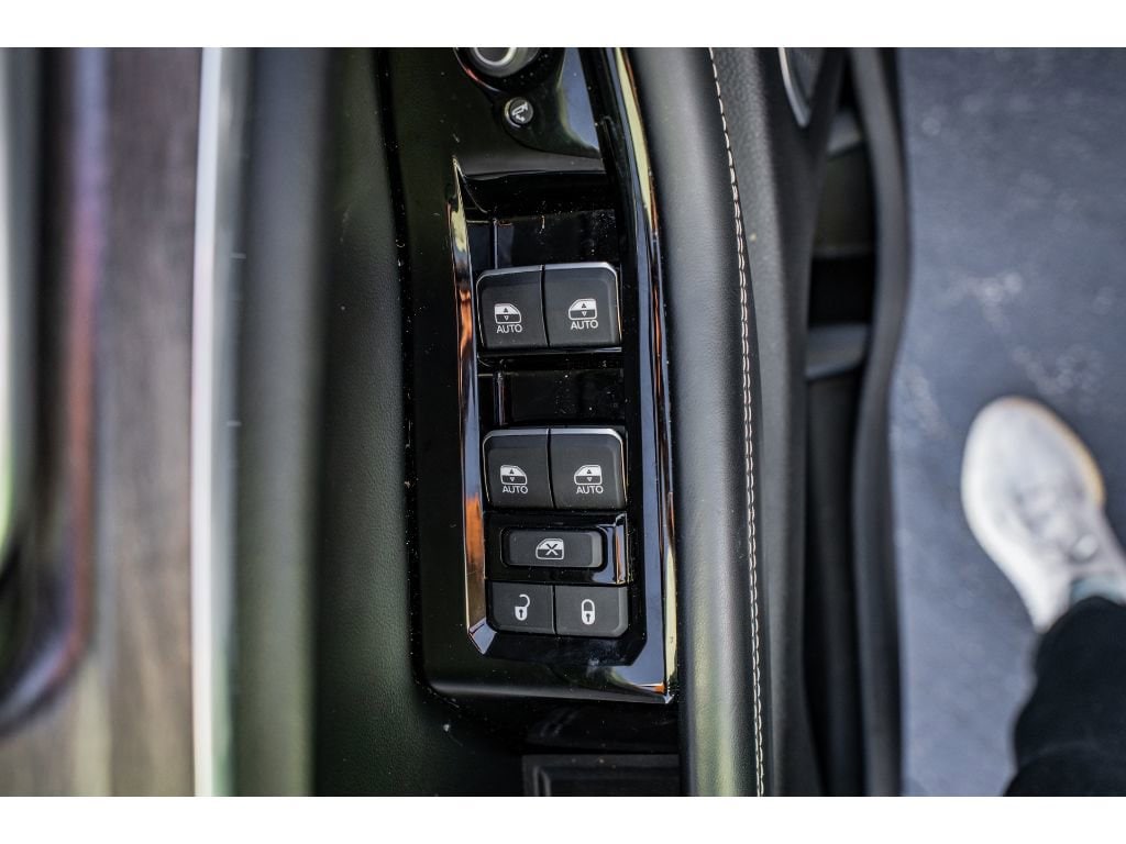 2023 Jeep Grand Cherokee Overland - Photo 7