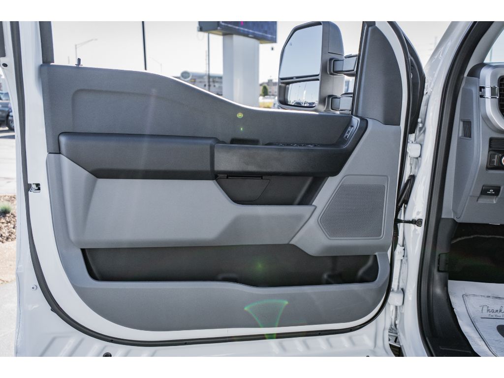2026 Ford F-250 Super Duty XL - Photo 6