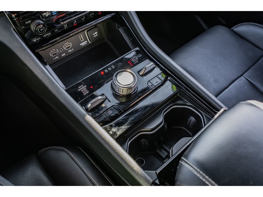 2023 Jeep Grand Cherokee Overland - Photo 18