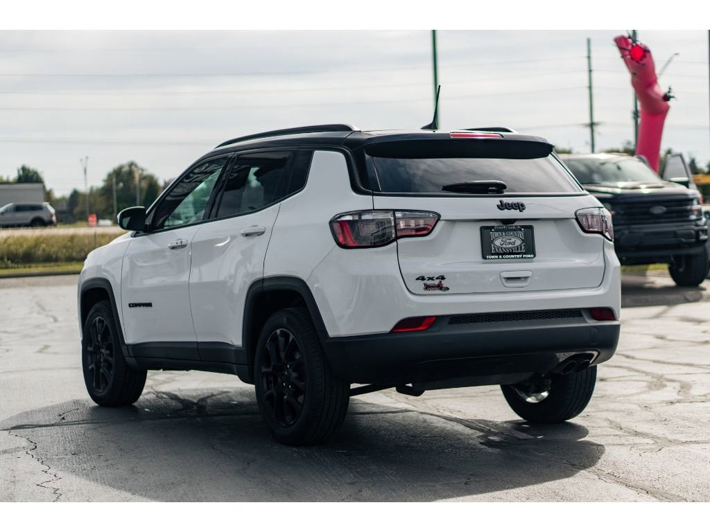 Used 2022 Jeep Compass Latitude SUV