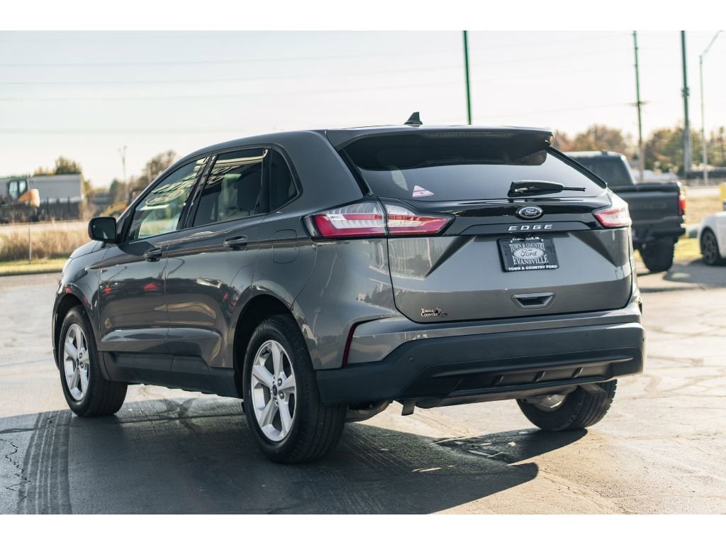 Used 2021 Ford Edge SE SUV