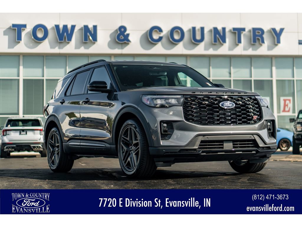 2025 Ford Explorer ST's photo