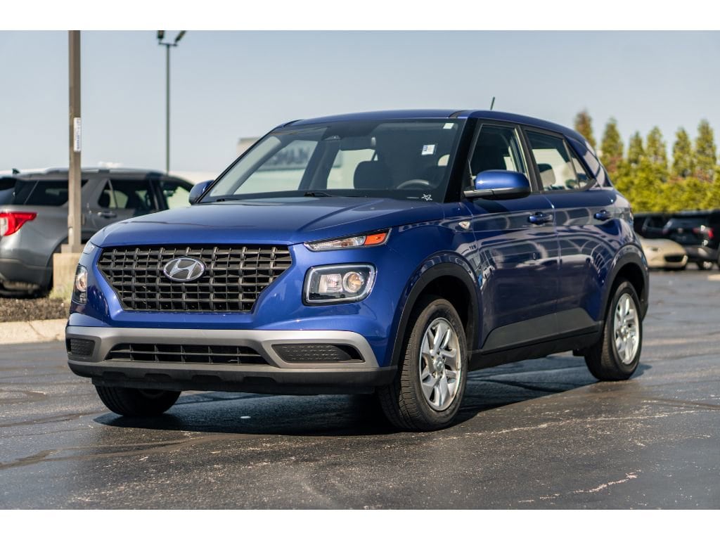 Used 2024 Hyundai Venue SE SUV