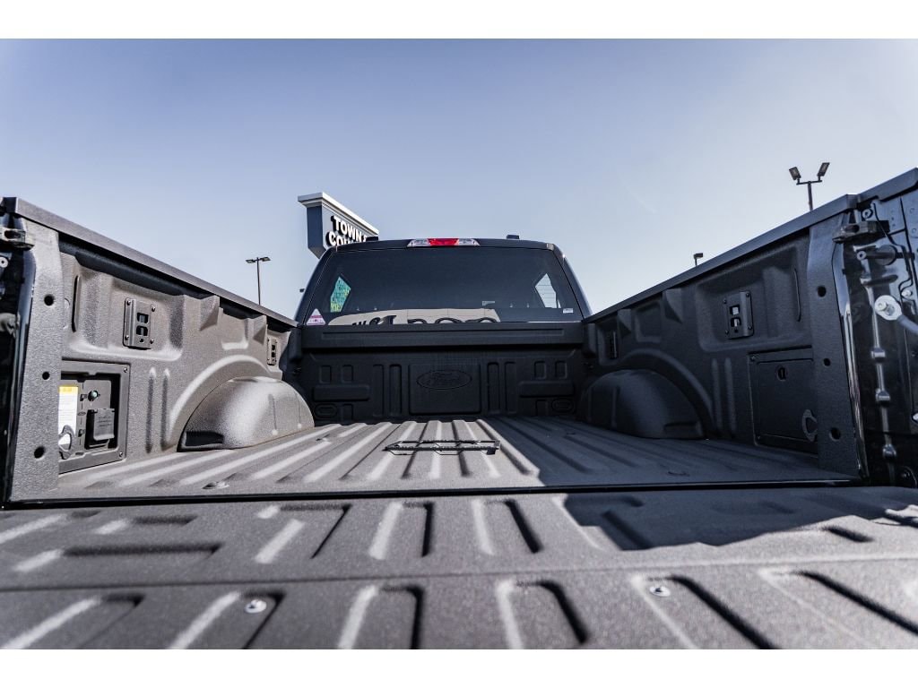 2025 Ford F-150 XLT - Photo 29