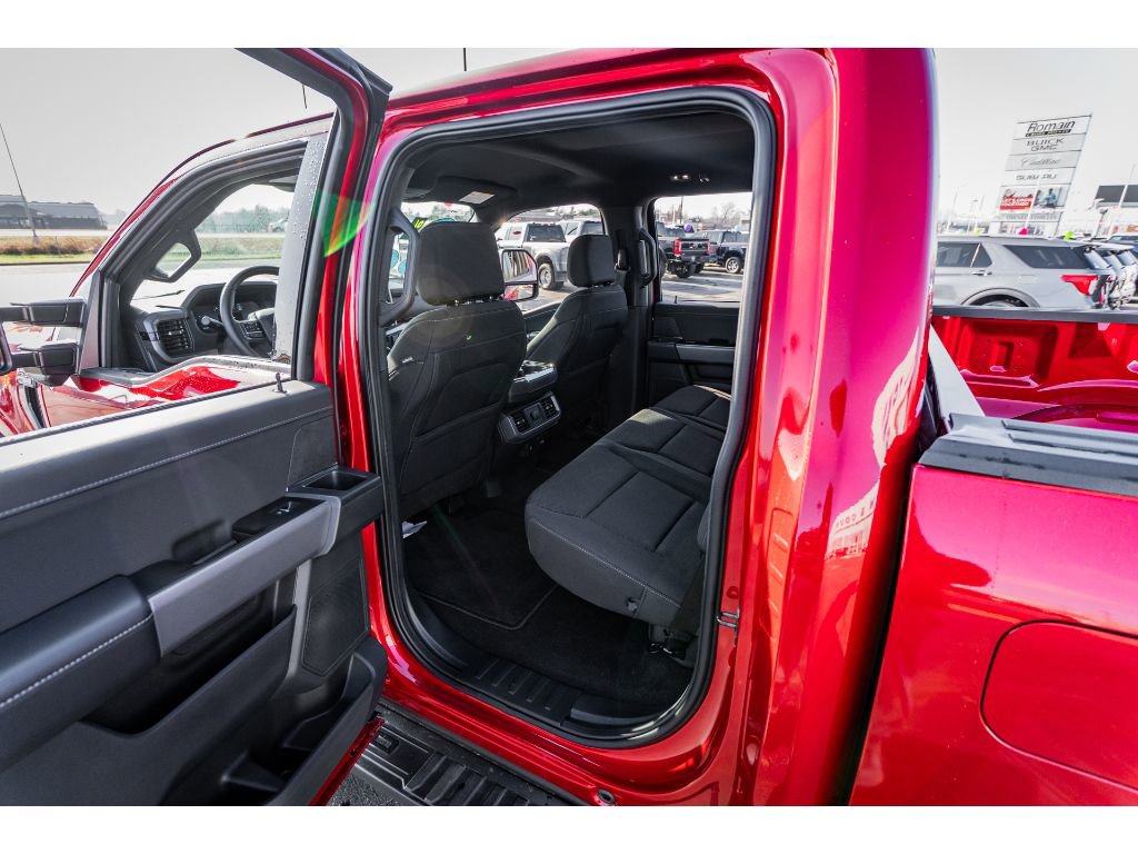 2025 Ford F-150 XLT - Photo 24