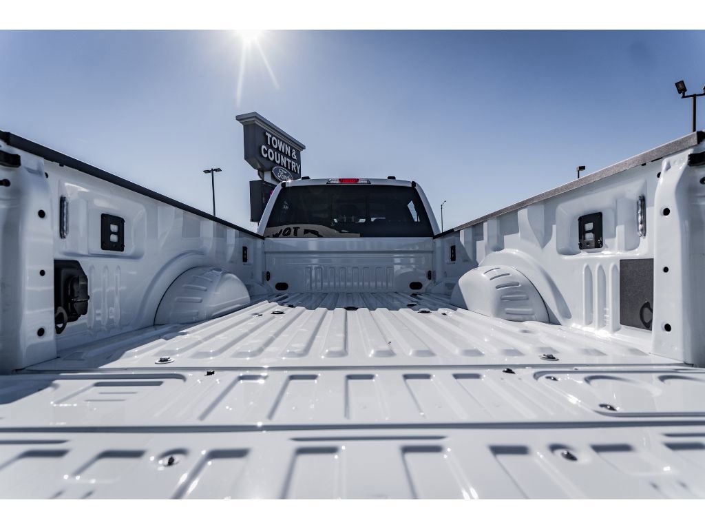 2026 Ford F-250 Super Duty XL - Photo 30