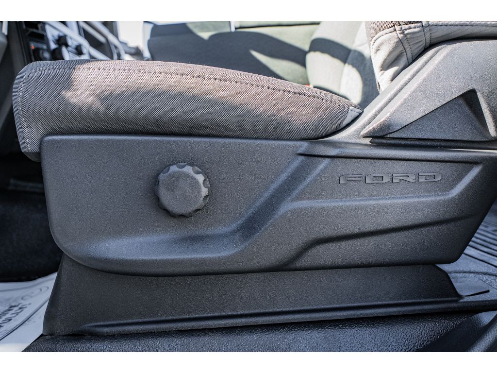 2026 Ford F-250 Super Duty XL - Photo 9