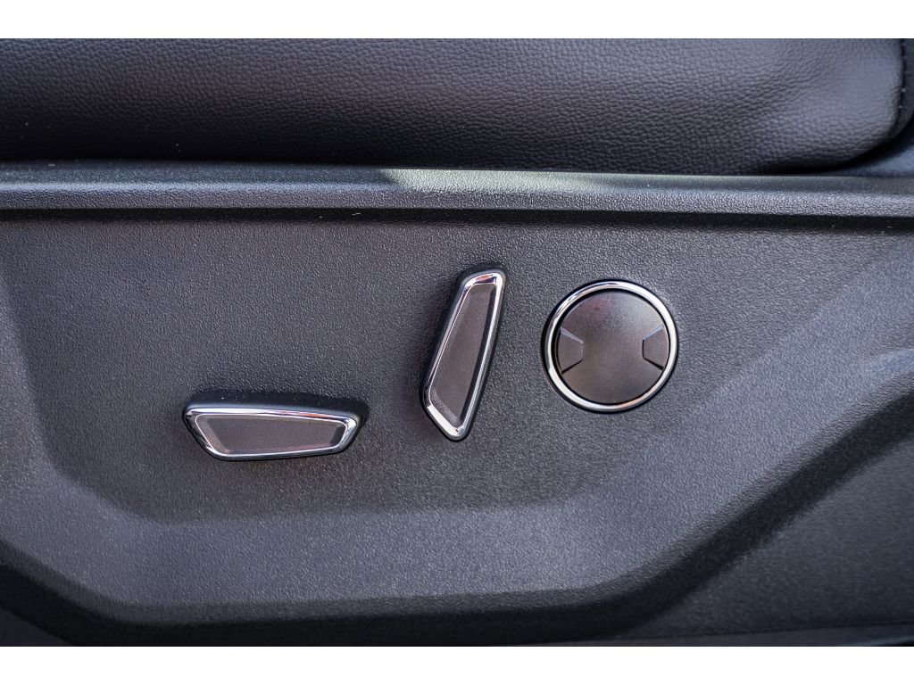2025 Ford F-150 Lariat - Photo 9