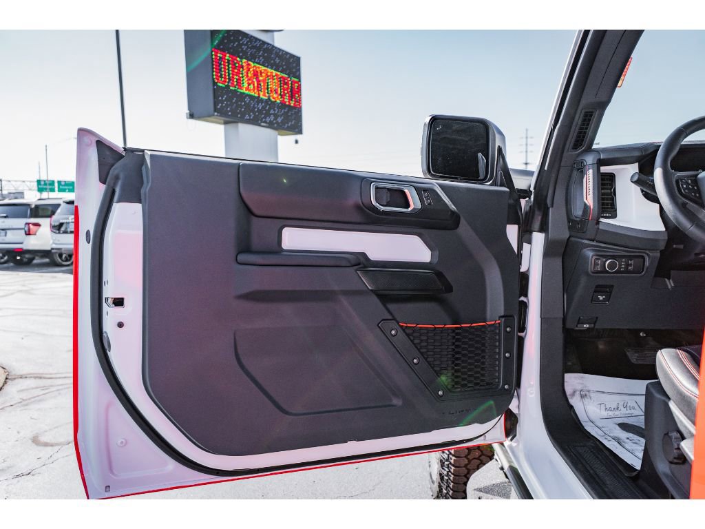 2025 Ford Bronco 2-Door Stroppe - Photo 6