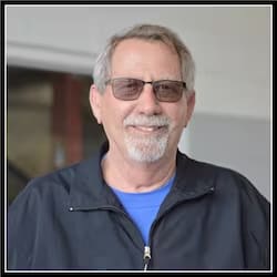 Staff member Mike Tenbarge from ID_921668