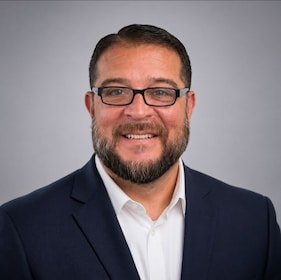 Staff member Jason Bustinza from ID_27dc57