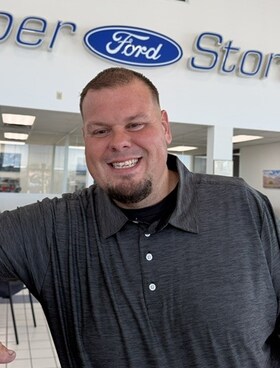 Staff member Dylan Smith from ID_27dc57