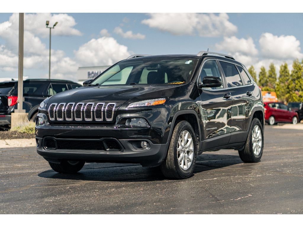 Used 2015 Jeep Cherokee Latitude 4x4 SUV