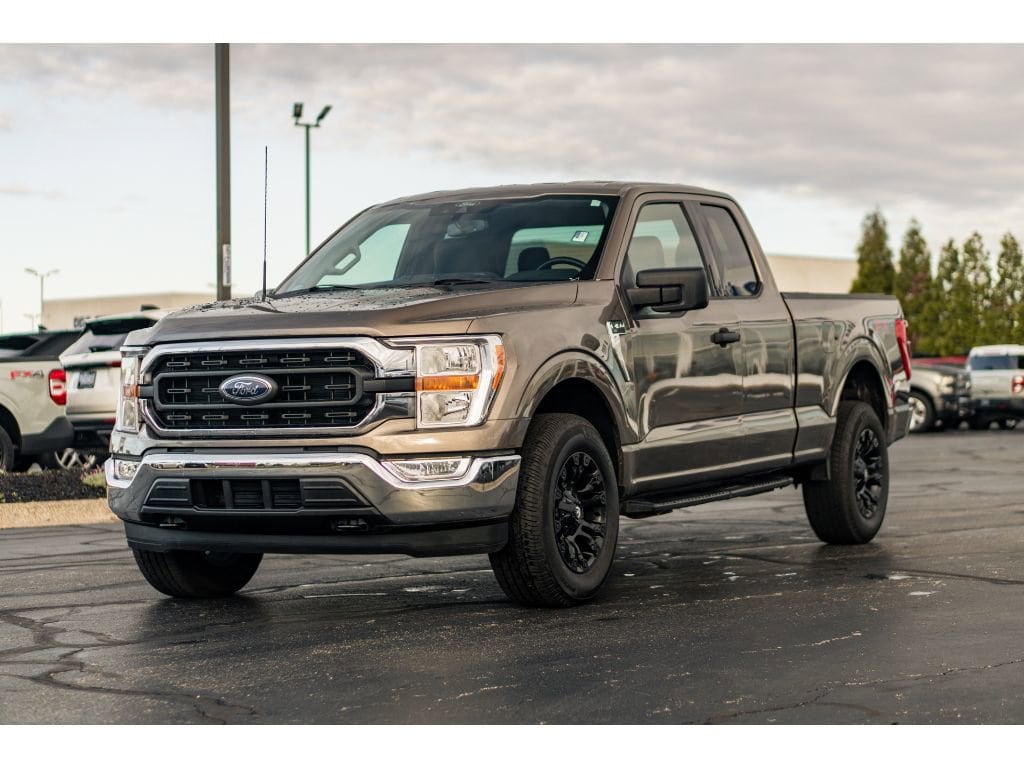 Used 2022 Ford F-150 XLT Truck SuperCab