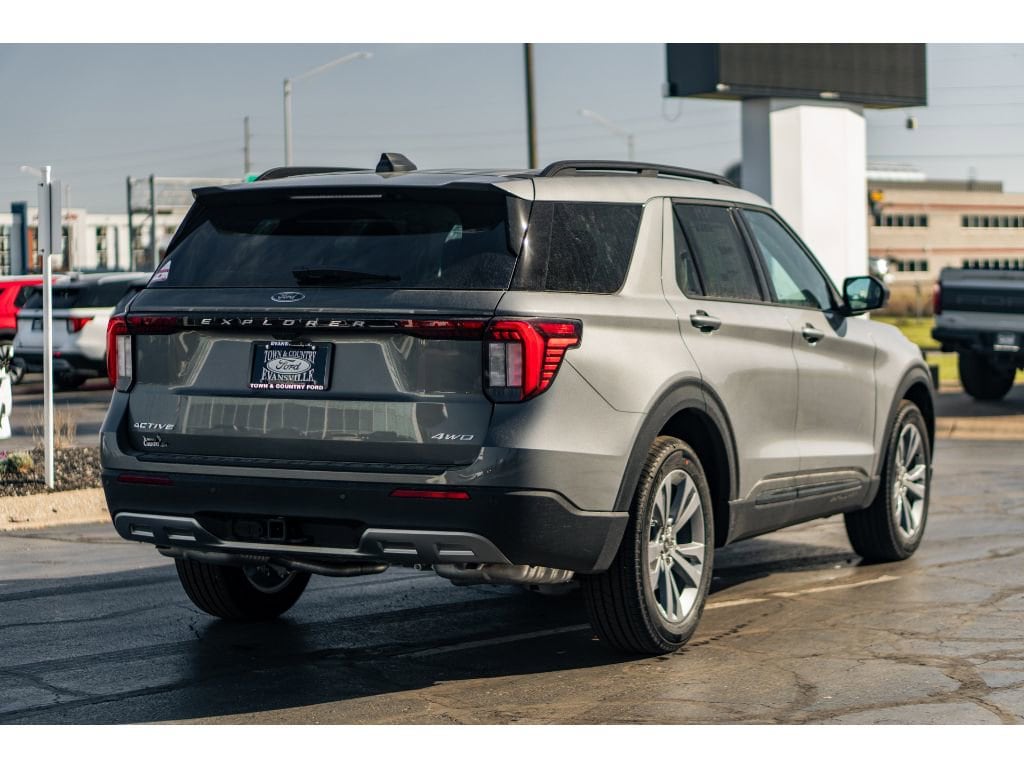 New 2026 Ford Explorer Active SUV
