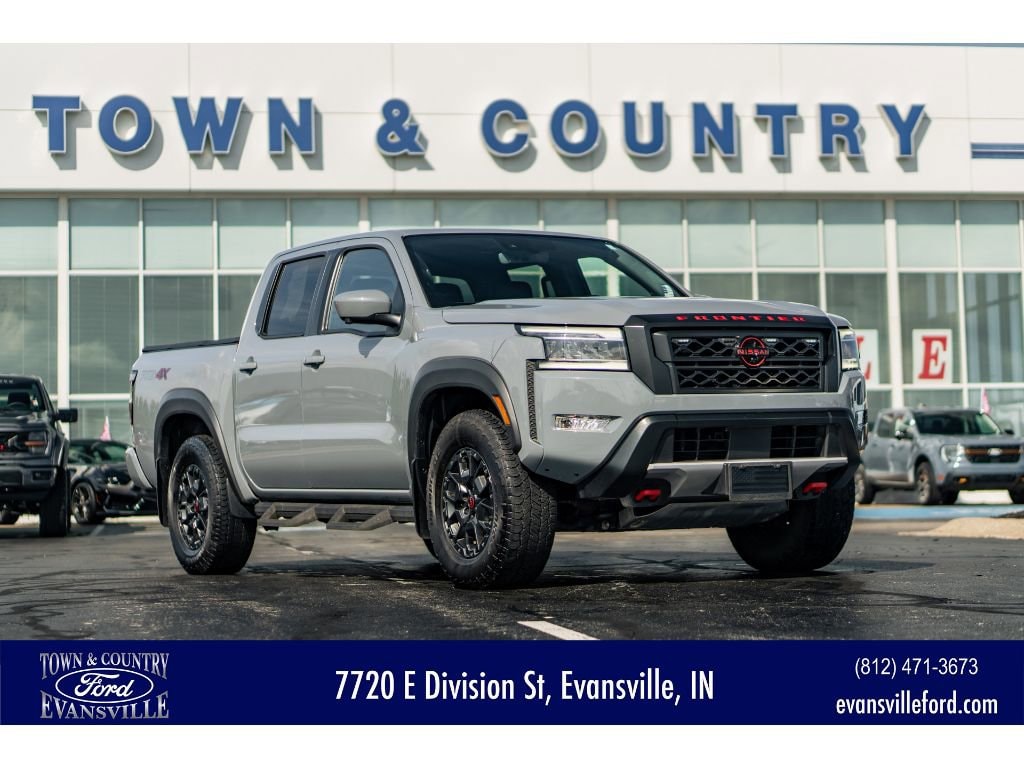 2023 Nissan Frontier PRO-4X's photo