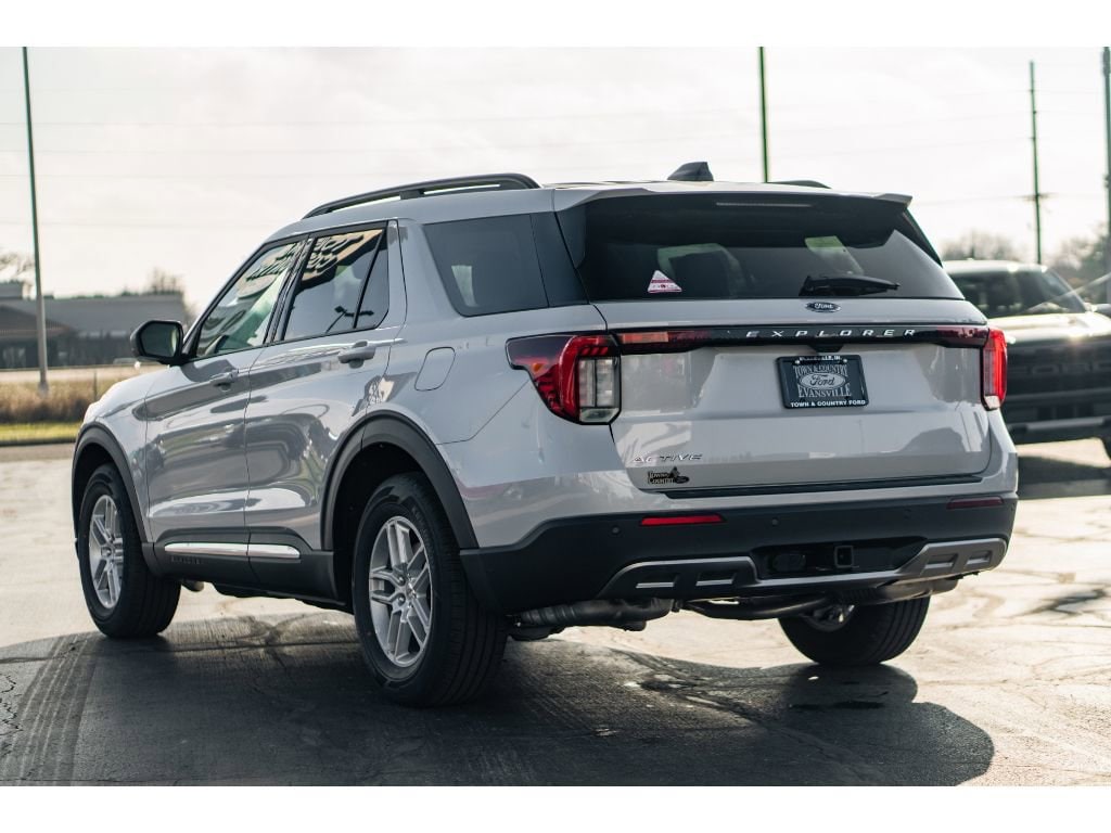 New 2025 Ford Explorer Active SUV