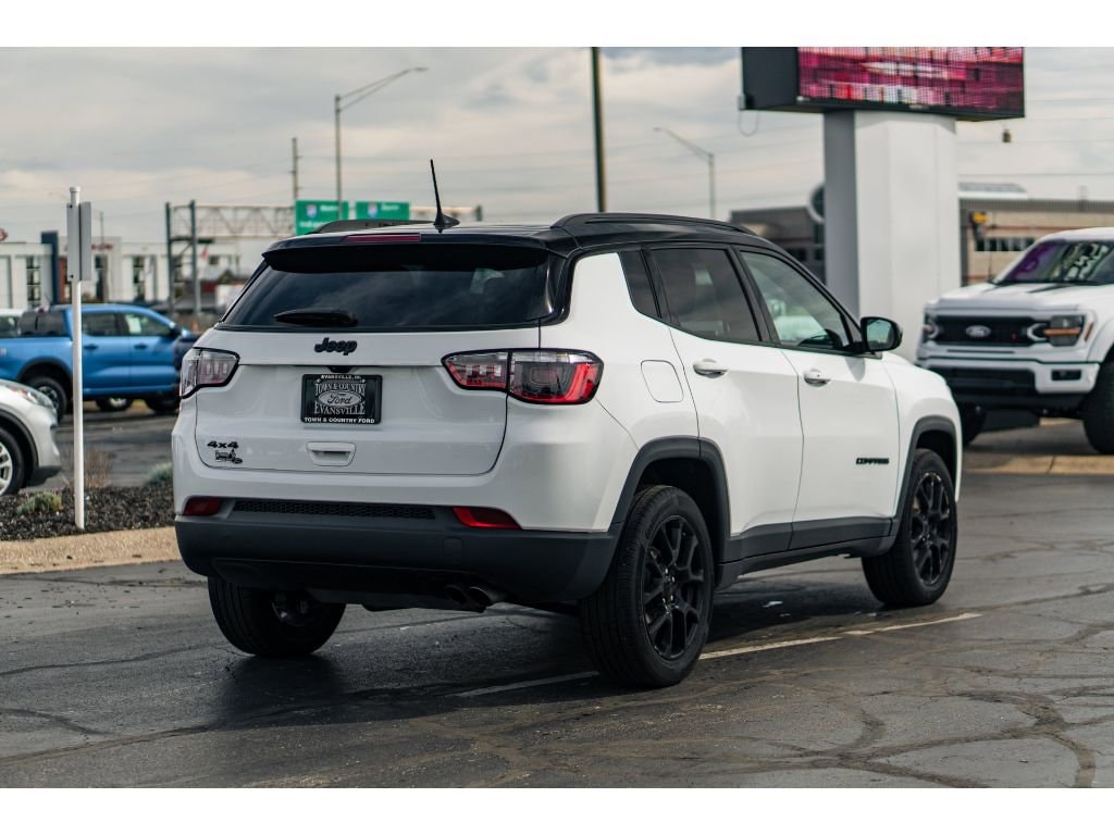 Used 2022 Jeep Compass Latitude SUV