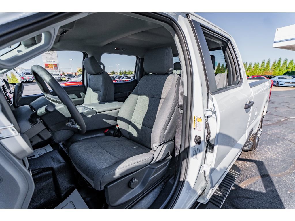 2026 Ford F-250 Super Duty XL - Photo 8
