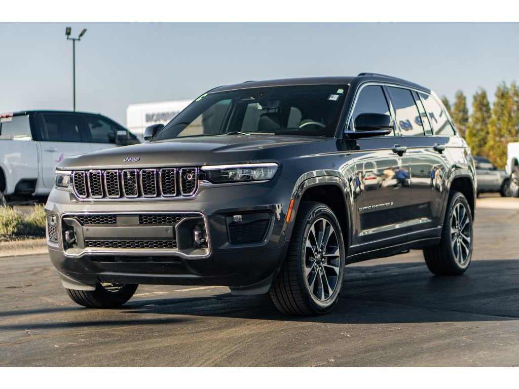Used 2023 Jeep Grand Cherokee Overland SUV