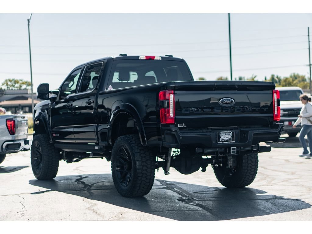 Used 2025 Ford F-250 XLT Truck Crew Cab