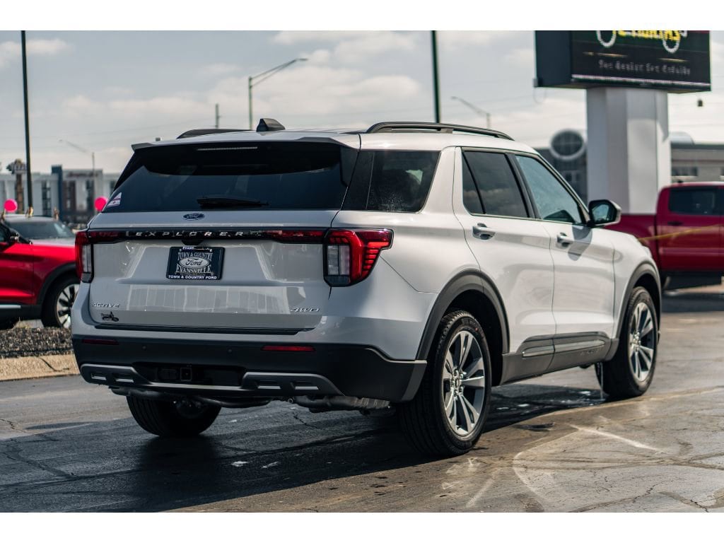 New 2026 Ford Explorer Active SUV