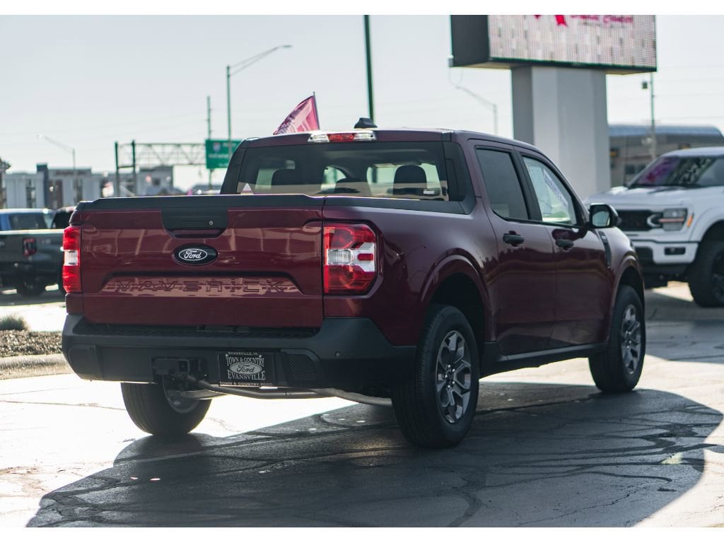 New 2025 Ford Maverick XLT Truck SuperCrew