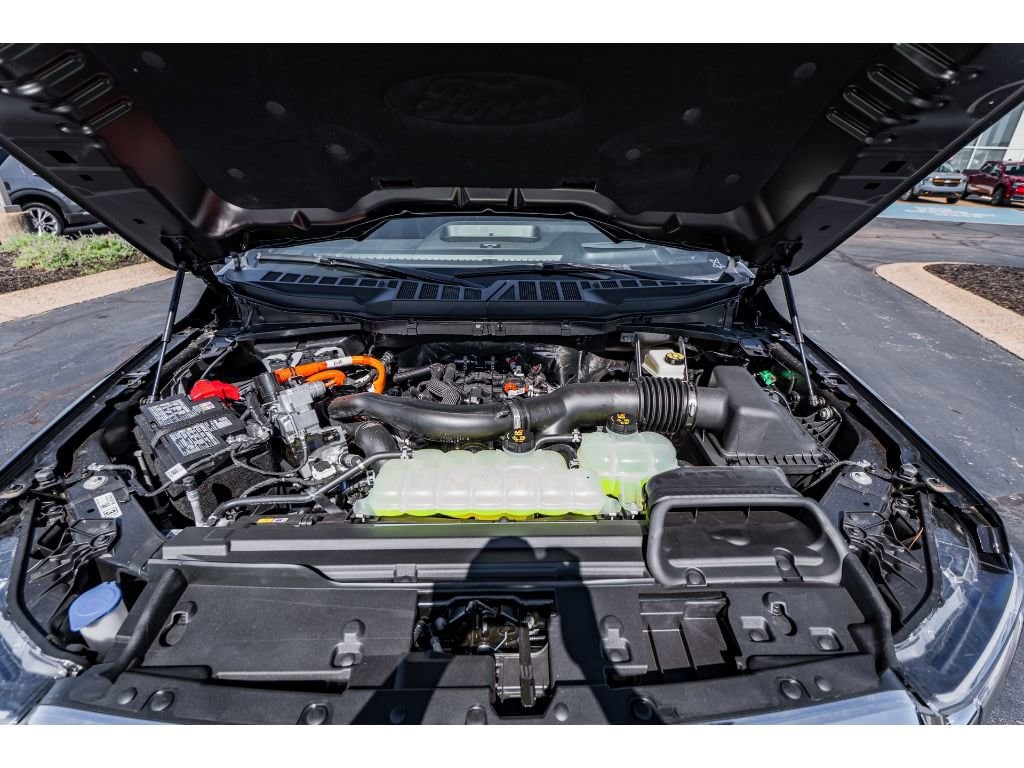 2025 Ford F-150 Lariat - Photo 32
