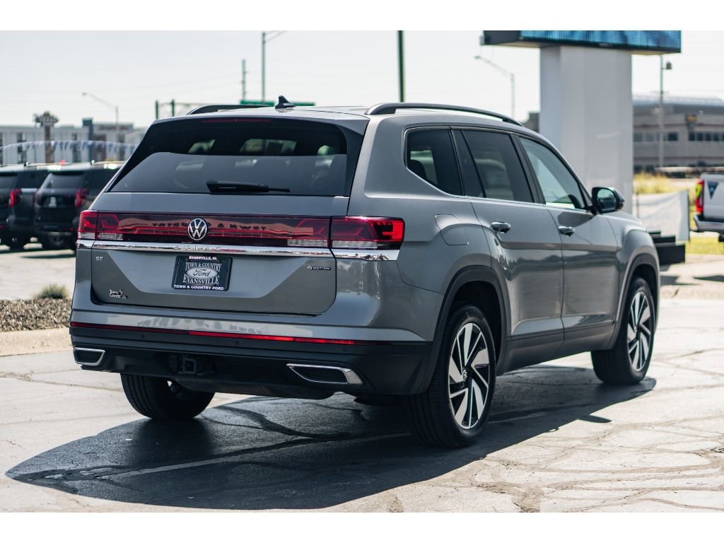 Used 2024 Volkswagen Atlas 2.0T SE w/Technology SUV