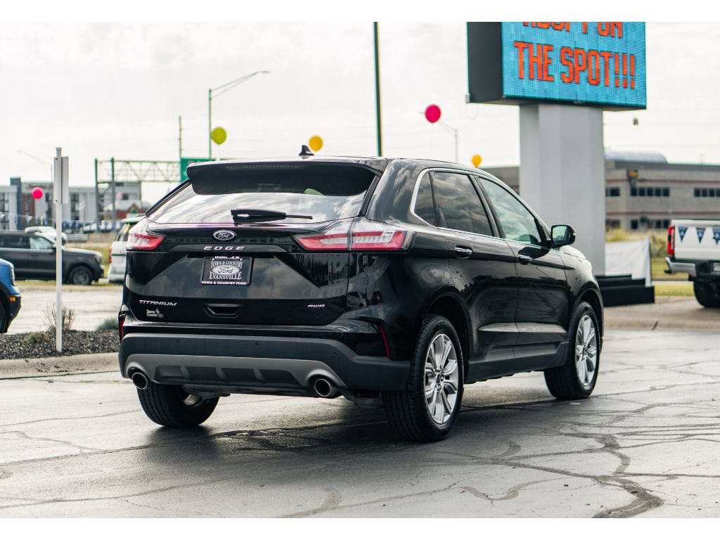 Used 2024 Ford Edge Titanium SUV