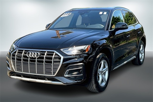 Used 2021 Audi Q5 Premium with VIN WA1AAAFY2M2054005 for sale in Englewood, NJ